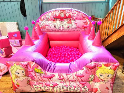 hire-ball-pits-in-Swansea