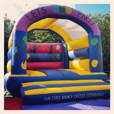bouncy-castle-hire-cockett