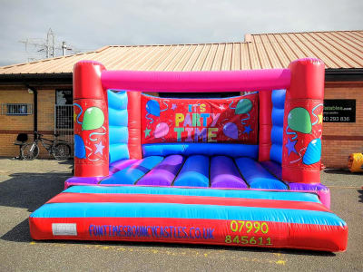 Childrens bouncy castle hire Tenby