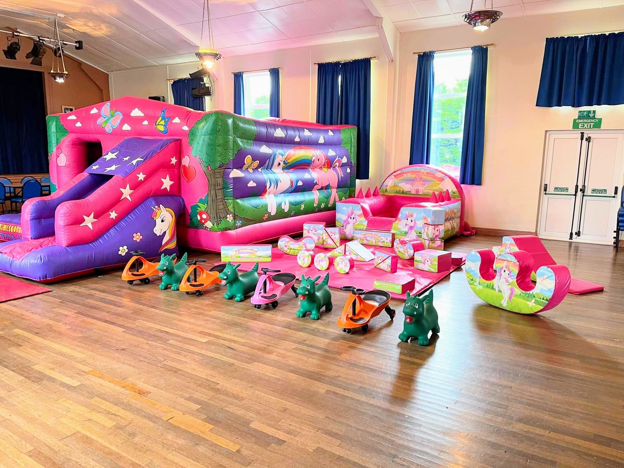 Unicorn Disco castle/slide combo, Unicorn soft play & Ball pool, Didi cars Unicorn Disco castle/slide combo, Unicorn soft play & Ball pool, Didi cars