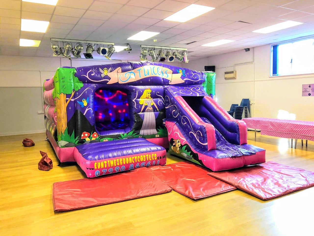 Saron Hall - Ammanford Saron Hall - Ammanford